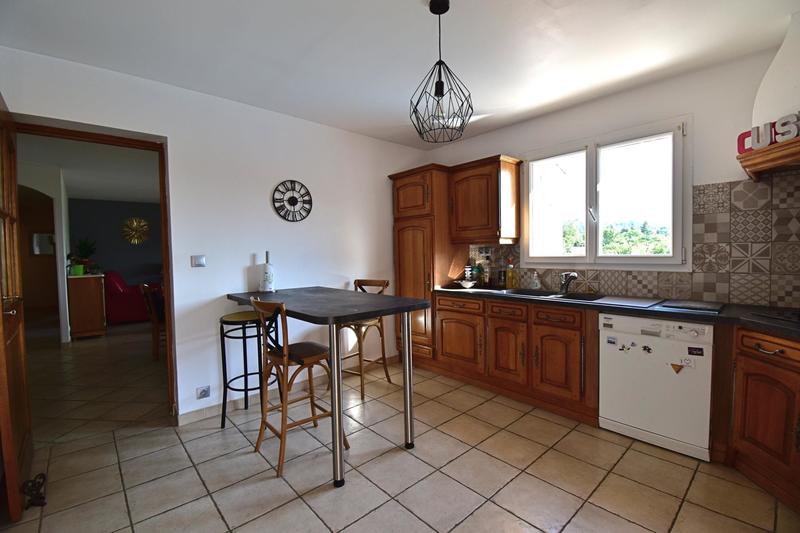 Maison - 104 m² - 4 pièces