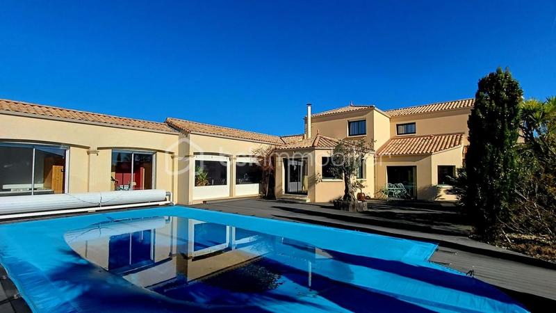 Villa - 202 m² - 7 pièces