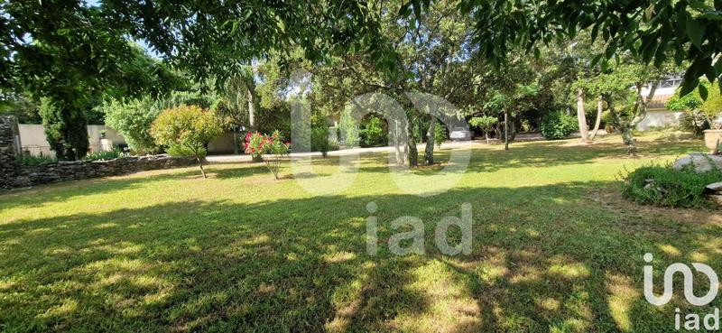 Maison - 250 m² - 11 pièces