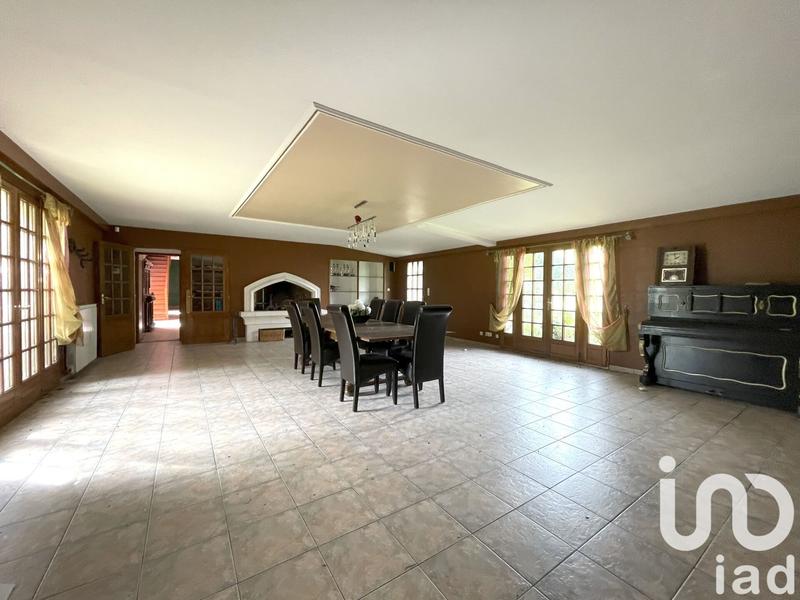 Maison - 630 m² - 12 pièces