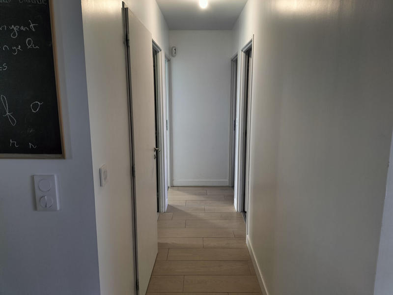 Maison - 99 m² - 5 pièces