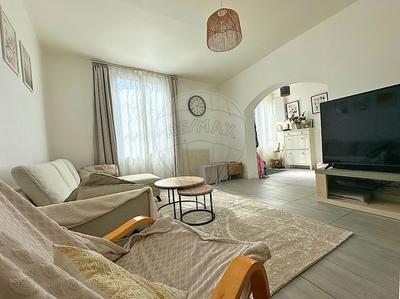 Maison - 140 m² - 6 pièces