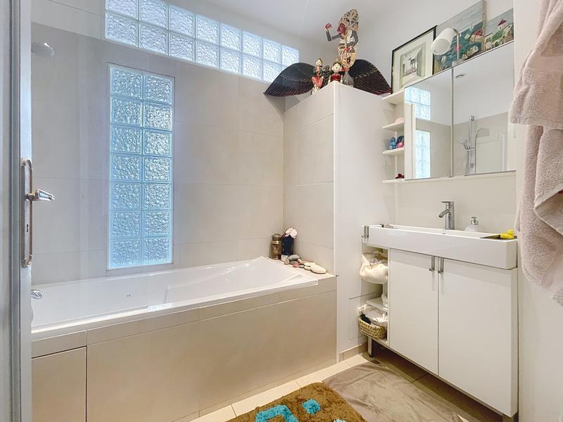 Appartement - 138 m² - 4 pièces