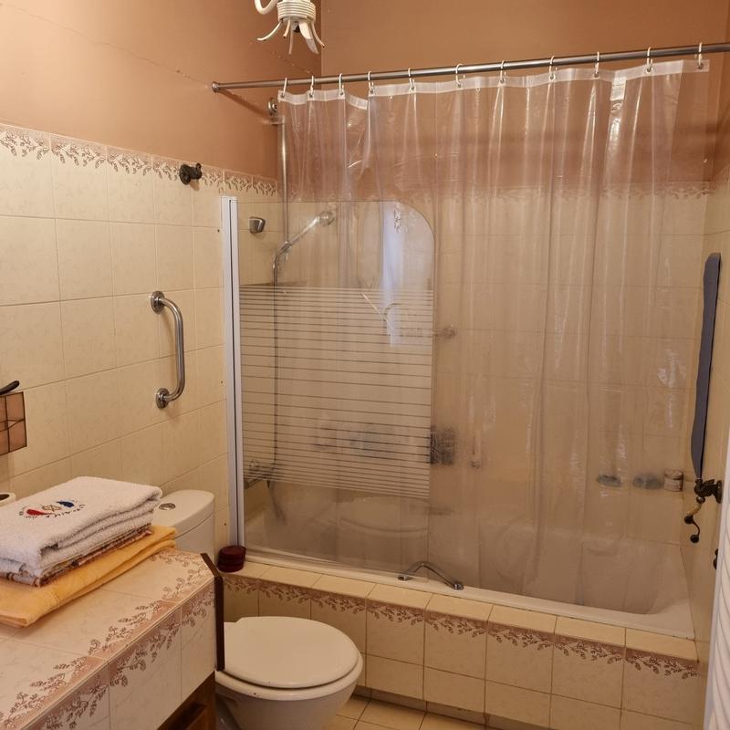 Maison - 300 m² - 9 pièces