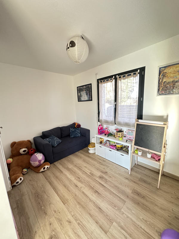 Maison - 137 m² - 7 pièces