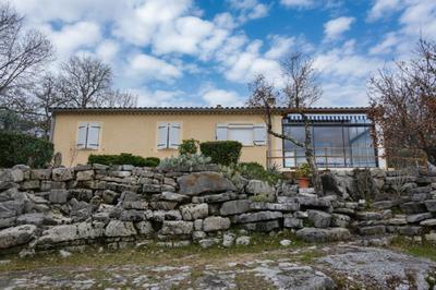 Maison - 96 m² - 5 pièces