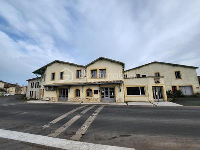 Immeuble - 962 m² - 22 pièces