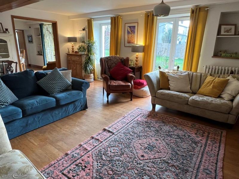 Maison ancienne - 185 m² - 5 pièces