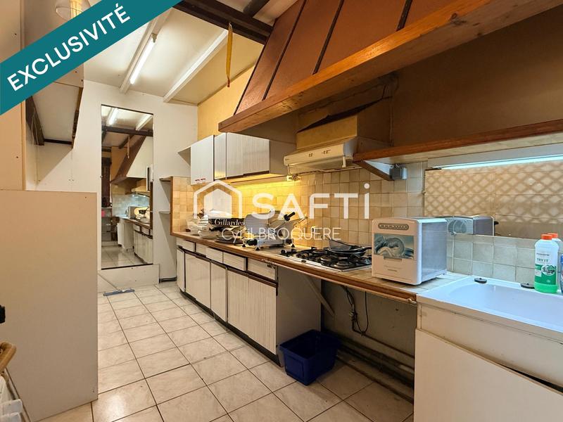 Local commercial - 200 m² - 5 pièces