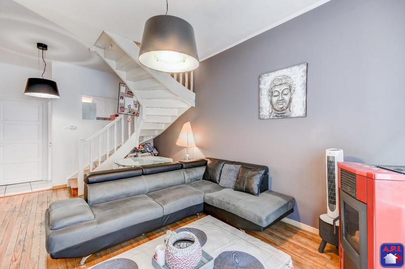 Maison - 90 m² - 4 pièces