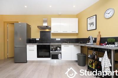 Chambre - 11 m² - 1 pièce