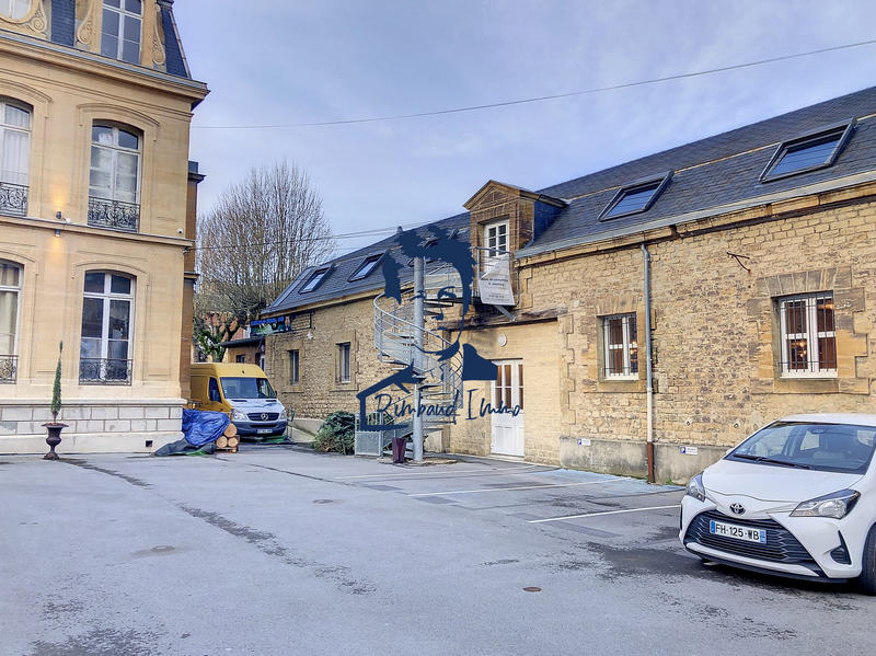 Bureau - 160 m² - 2 pièces