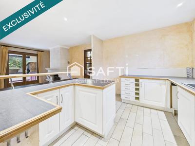 Maison - 174 m² - 6 pièces