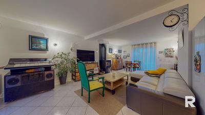 Maison - 117 m² - 5 pièces