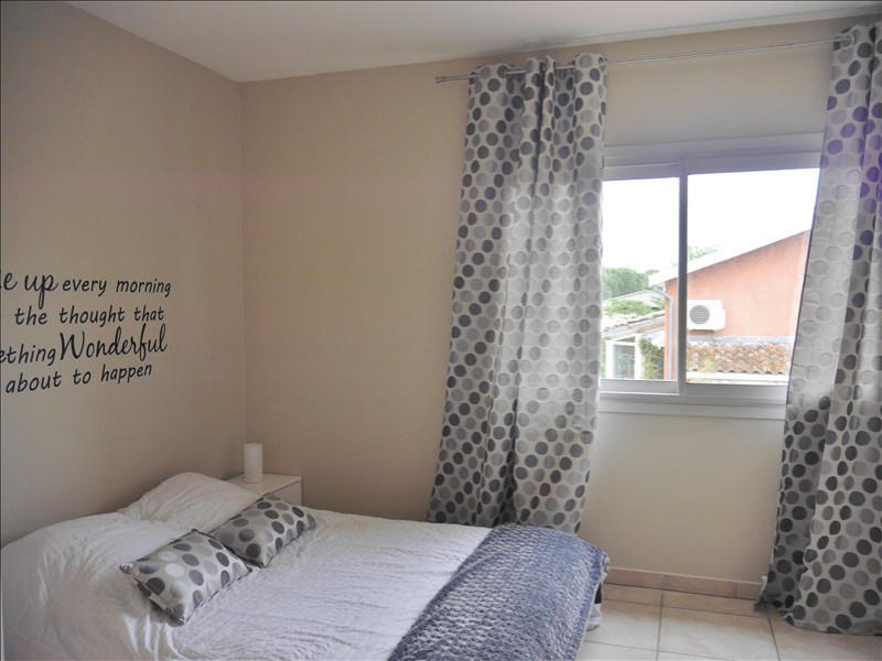 Villa - 240 m² - 8 pièces