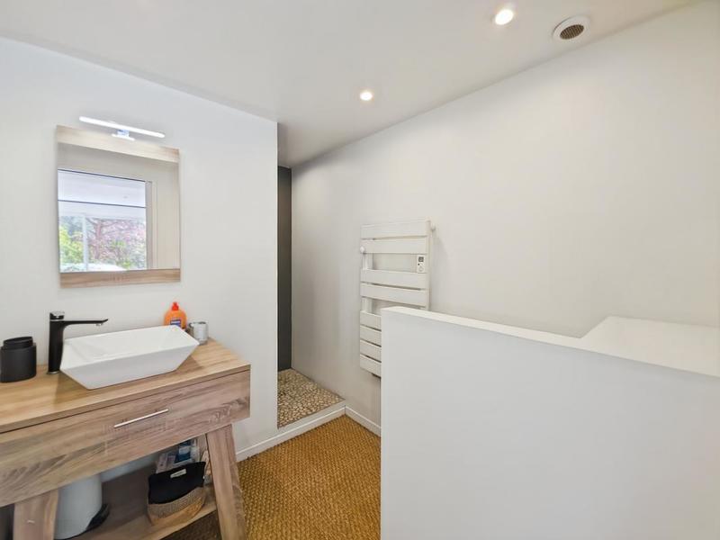 Maison - 195 m² - 7 pièces