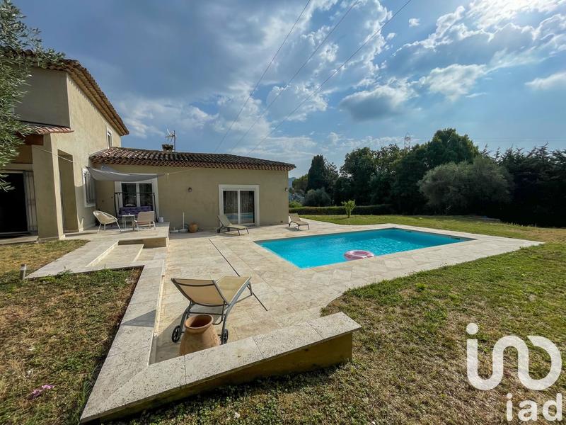 Maison - 187 m² - 5 pièces