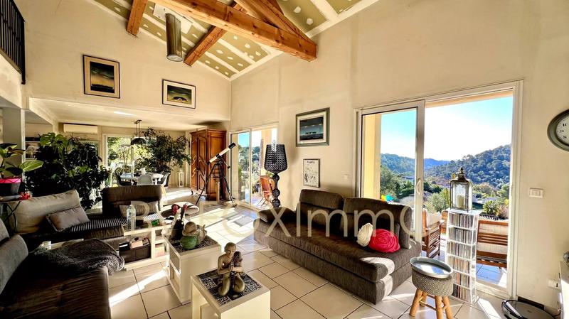 Villa - 134 m² - 4 pièces