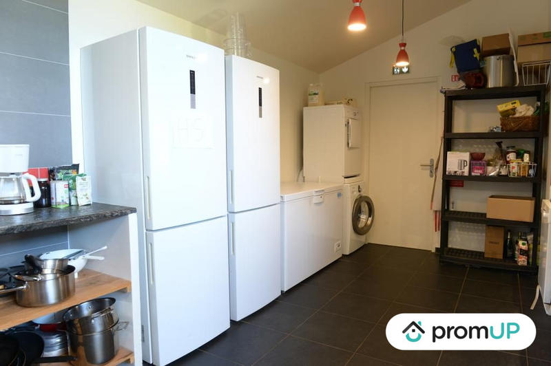 Maison traditionnelle - 148 m² - 4 pièces