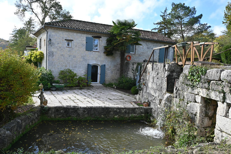 Maison - 182 m² - 5 pièces