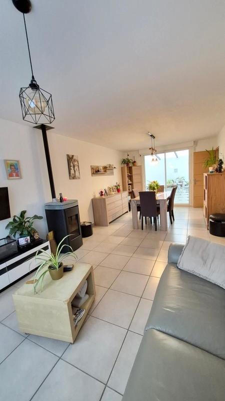 Maison - 80 m² - 4 pièces