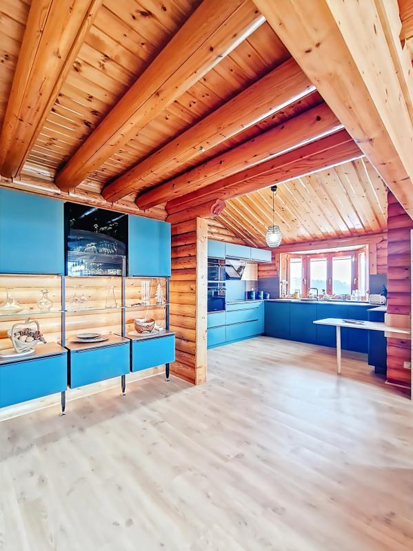 Maison - 287 m² - 8 pièces