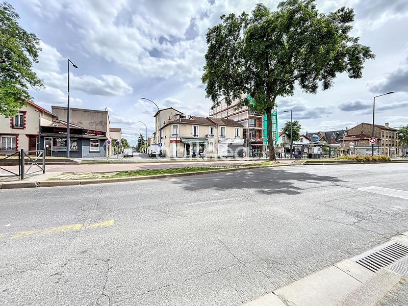 Immeuble - 360 m² - 2 pièces