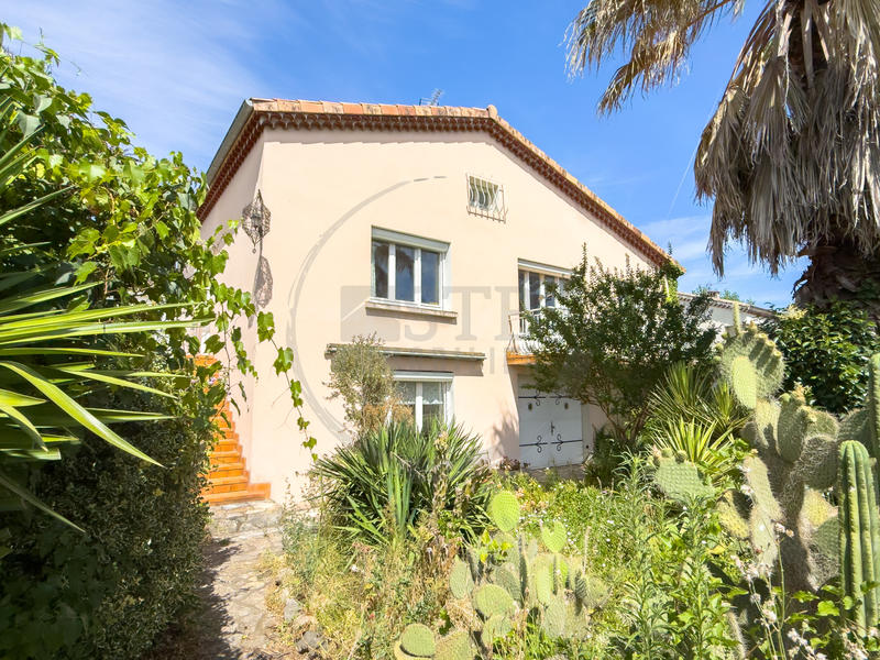 Maison - 147 m² - 6 pièces