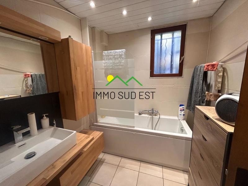 Maison - 134 m² - 5 pièces