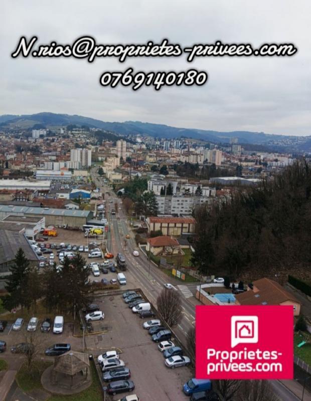 Appartement - 90 m² - 4 pièces