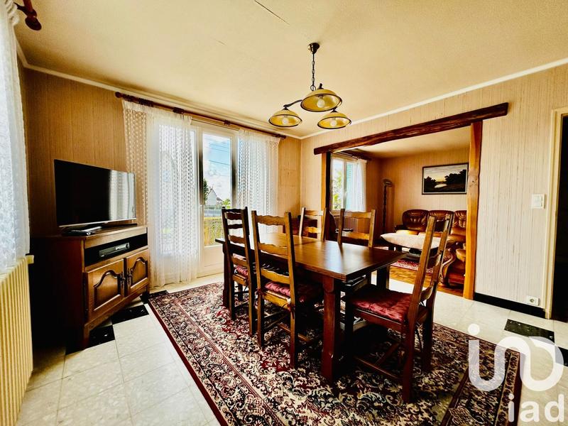 Maison - 94 m² - 5 pièces