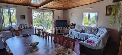 Maison - 106 m² - 5 pièces