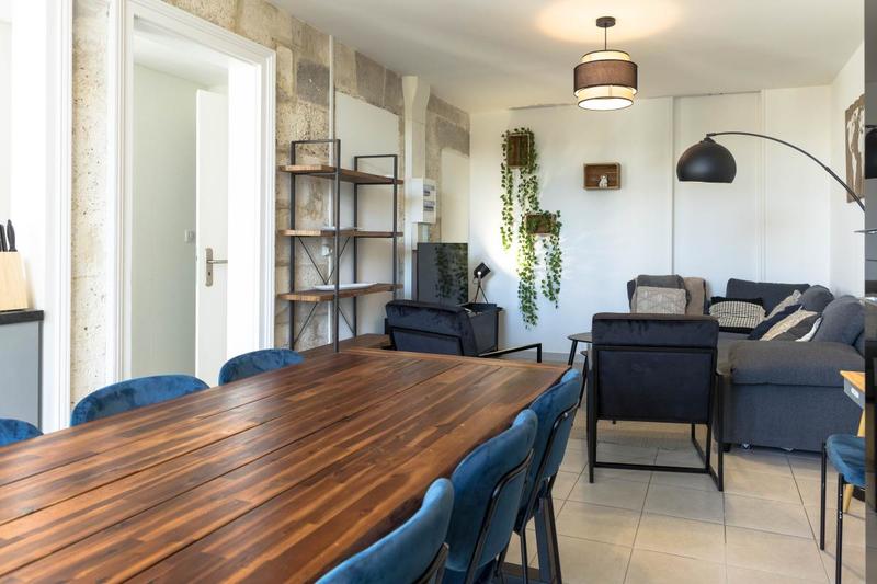 Chambre - 124 m² - 1 pièce