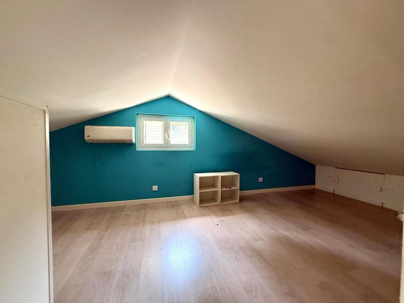 Villa - 190 m² - 8 pièces