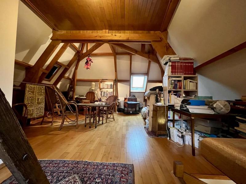 Maison - 269 m² - 10 pièces