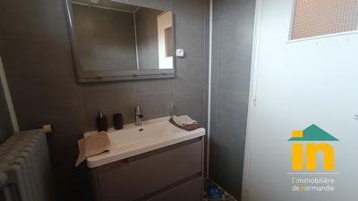 Maison de ville - 190 m² - 9 pièces