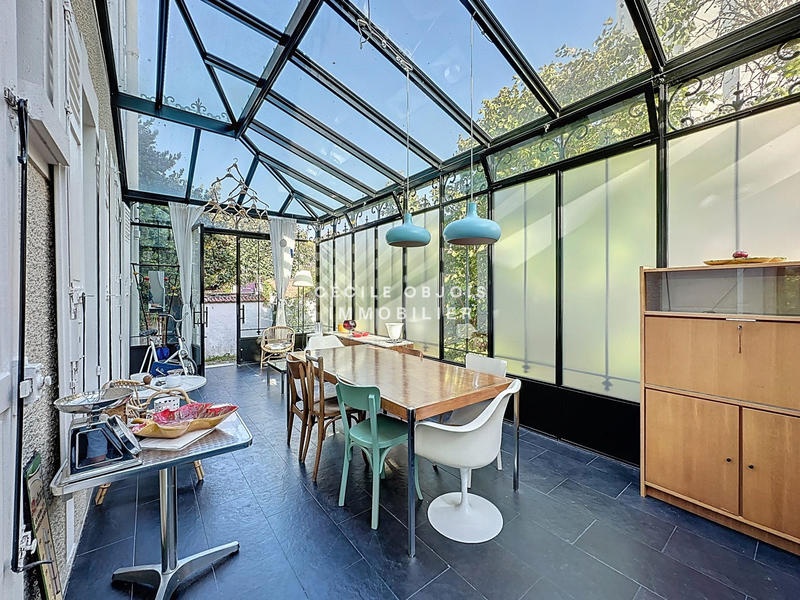 Maison - 147 m² - 9 pièces