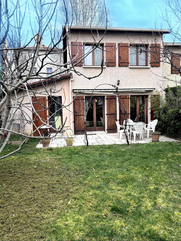 Maison - 82 m² - 4 pièces