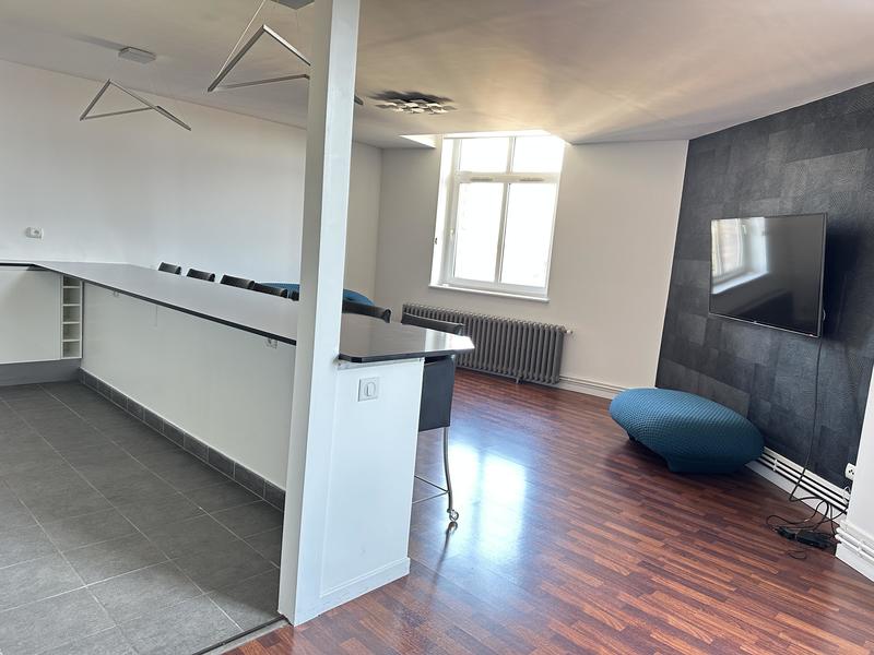 Appartement - 75 m² - 3 pièces