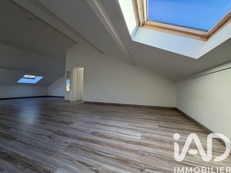 Maison - 208 m² - 6 pièces