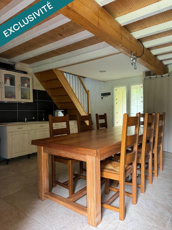 Maison - 90 m² - 5 pièces