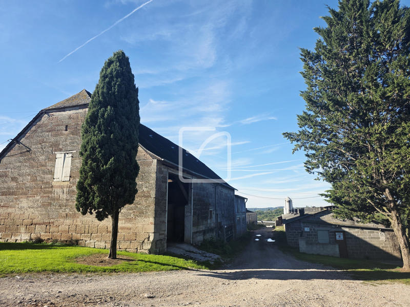 Maison - 156 m² - 7 pièces