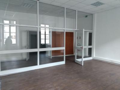 Bureau - 185 m² - 6 pièces