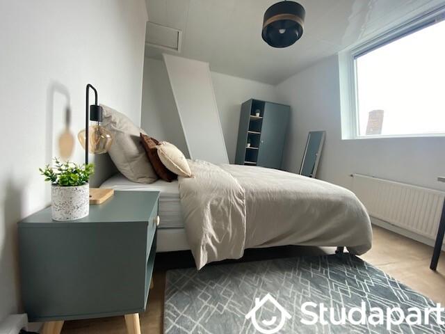 Chambre - 12 m² - 1 pièce