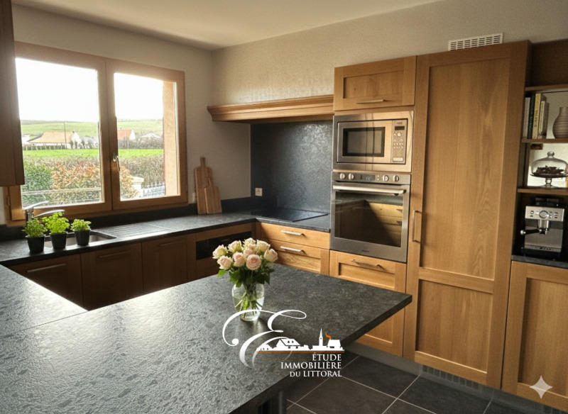 Maison - 208 m² - 7 pièces