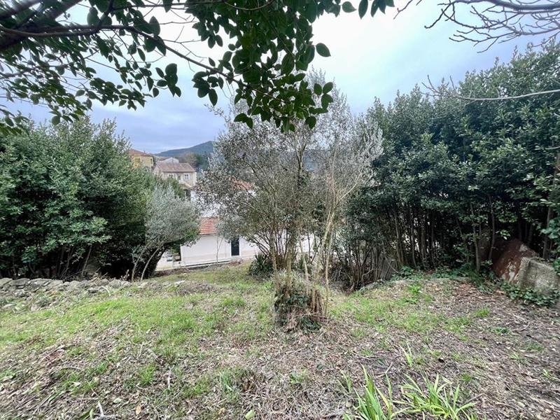 Terrain constructible - 467 m²