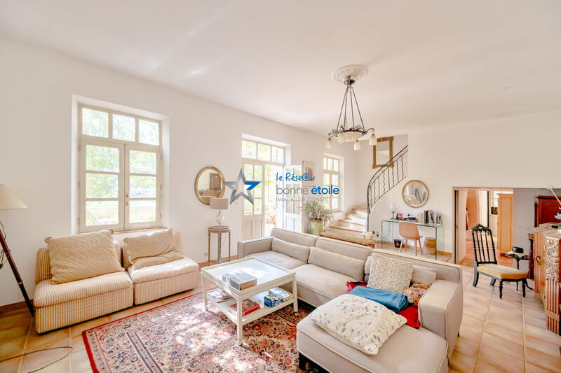 Bastide - 220 m² - 8 pièces