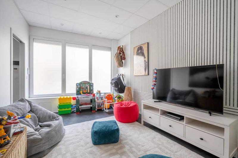 Maison - 166 m² - 6 pièces