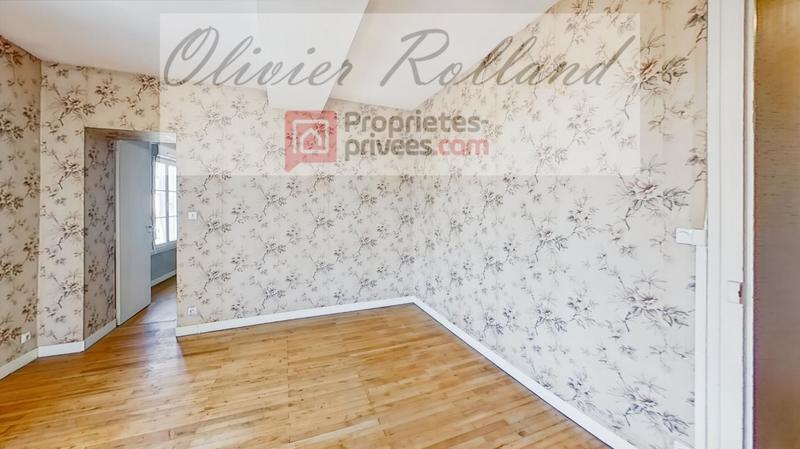 Maison - 300 m² - 13 pièces