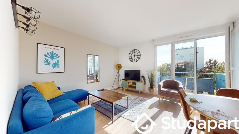 Chambre - 11 m² - 1 pièce